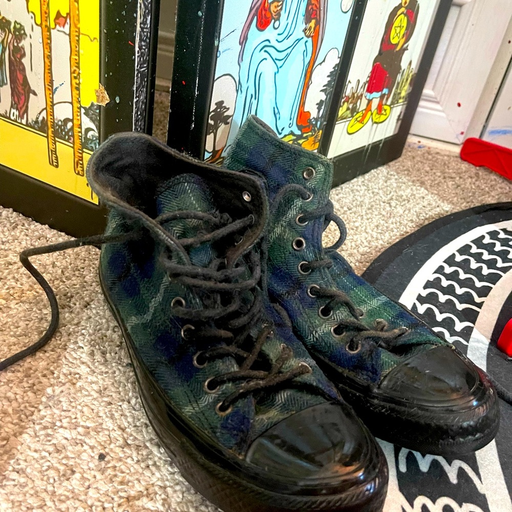 Vintage plaid converse